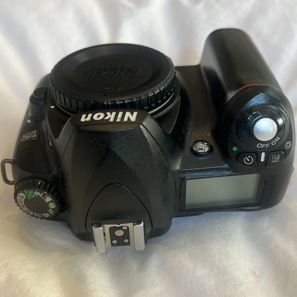 Nikon D50 DSLR Camera Body, Black